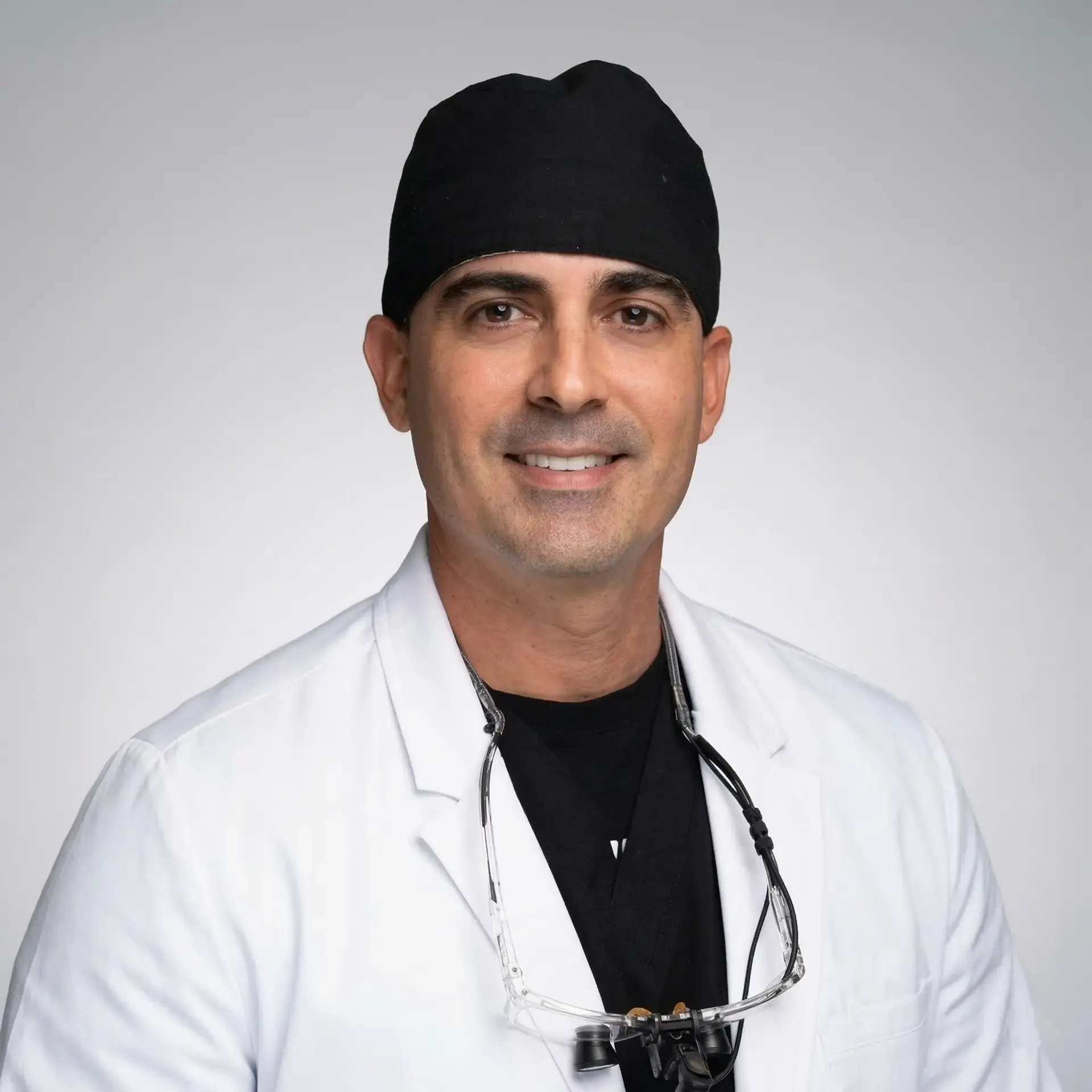Dr. Roger Ramos Navarro, DMD